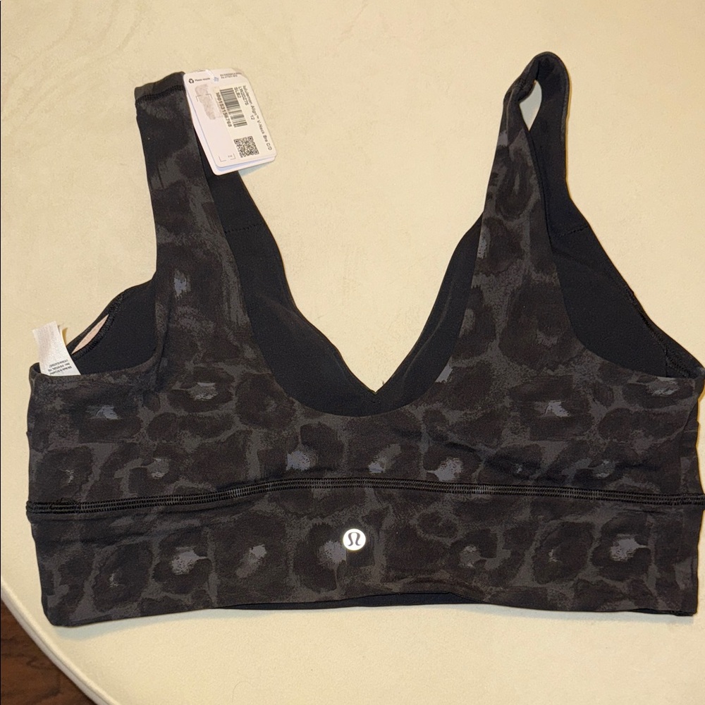 NWT lululemon athletica leopard align v-neck sports bra - Picture 3 of 5